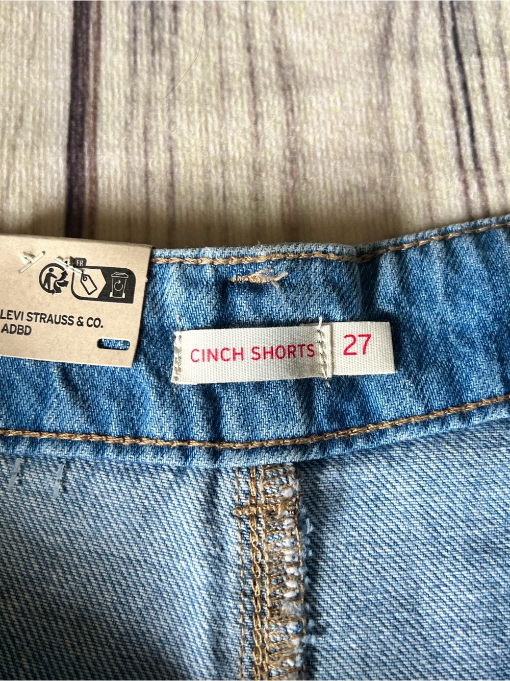 Levi’s Cinch Waist High Rise Utility Denim Shorts - Picture 9 of 11